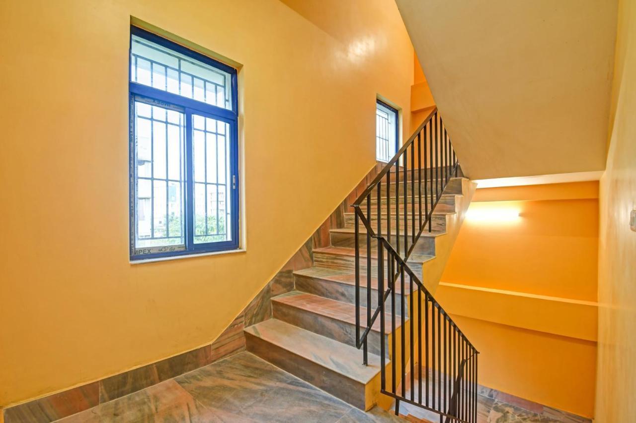 Oyo Flagship 84655 S S Guest House Kolkata Eksteriør bilde