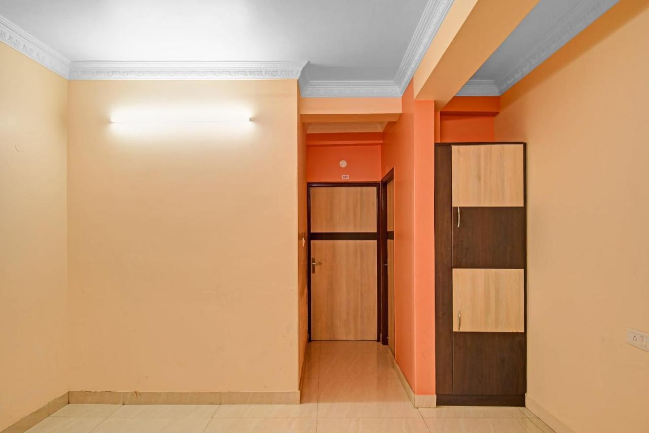 Oyo Flagship 84655 S S Guest House Kolkata Eksteriør bilde